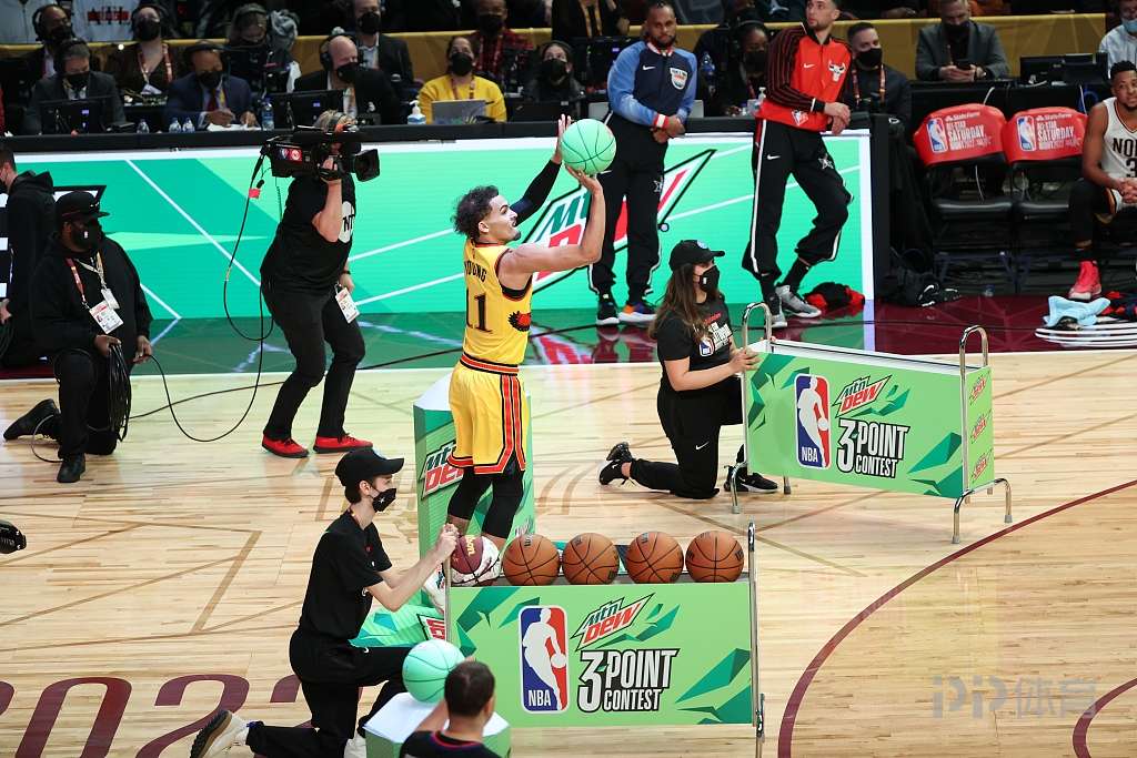 多无球跑动 多无球跑动