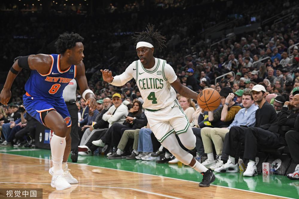 既能踢中锋 既能踢中锋