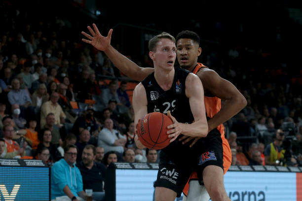 从赛季初开 从赛季初开